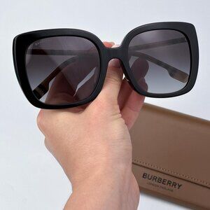 Burberry CAROLL BE4323F 38538G Women BRAND NEW Sunglasses Black Grey Gradient Sq